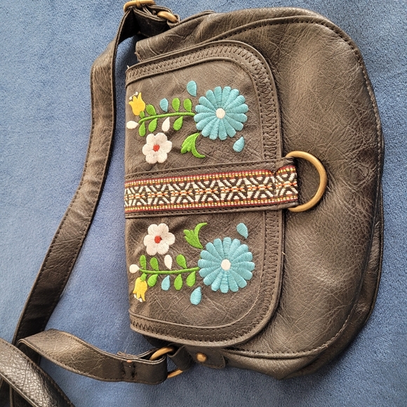 Black Boho Crossbody Bag by Street Level - Picture 3 of 8